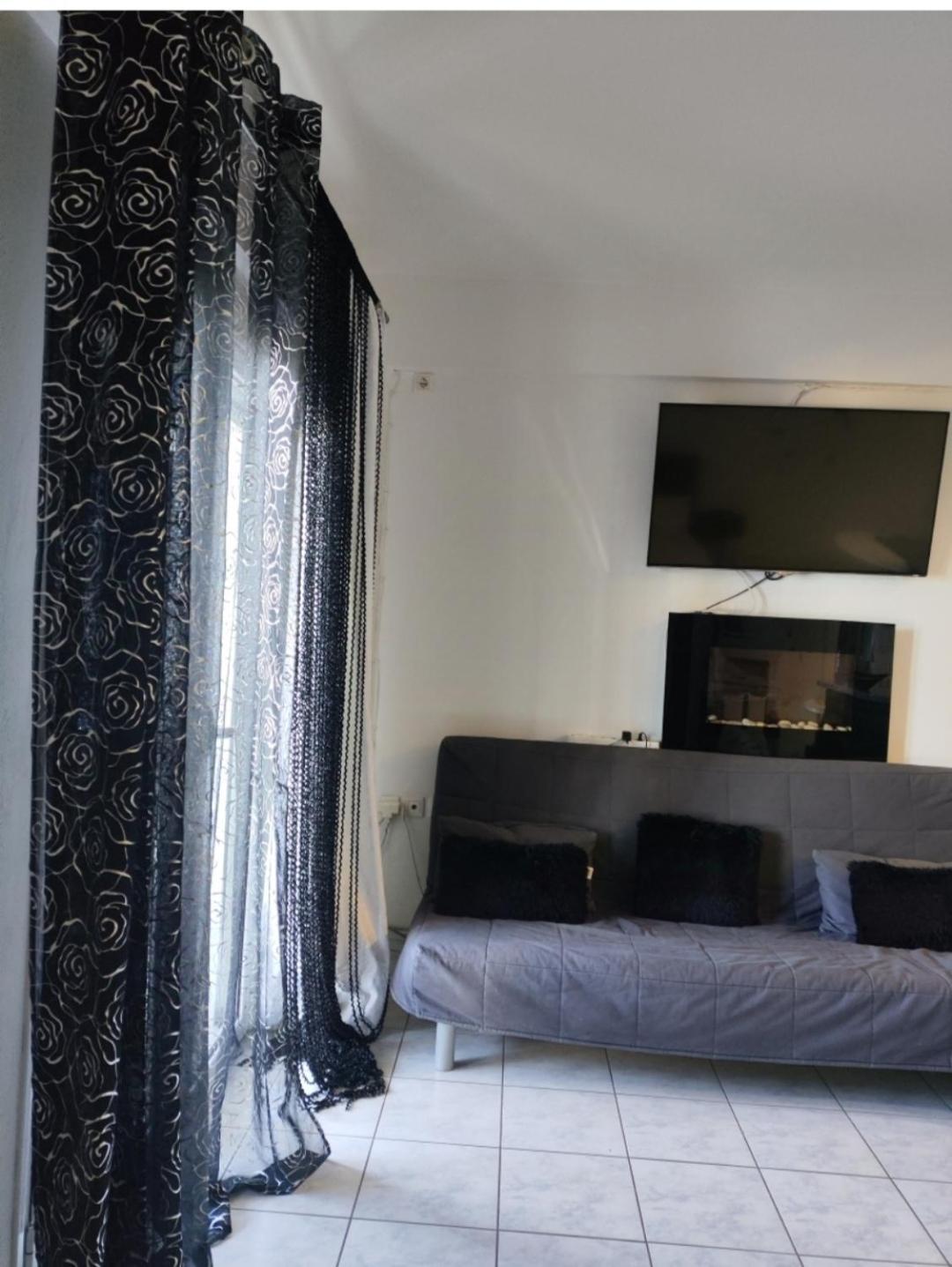 Ελένη Apartment Megalochori  Екстериор снимка