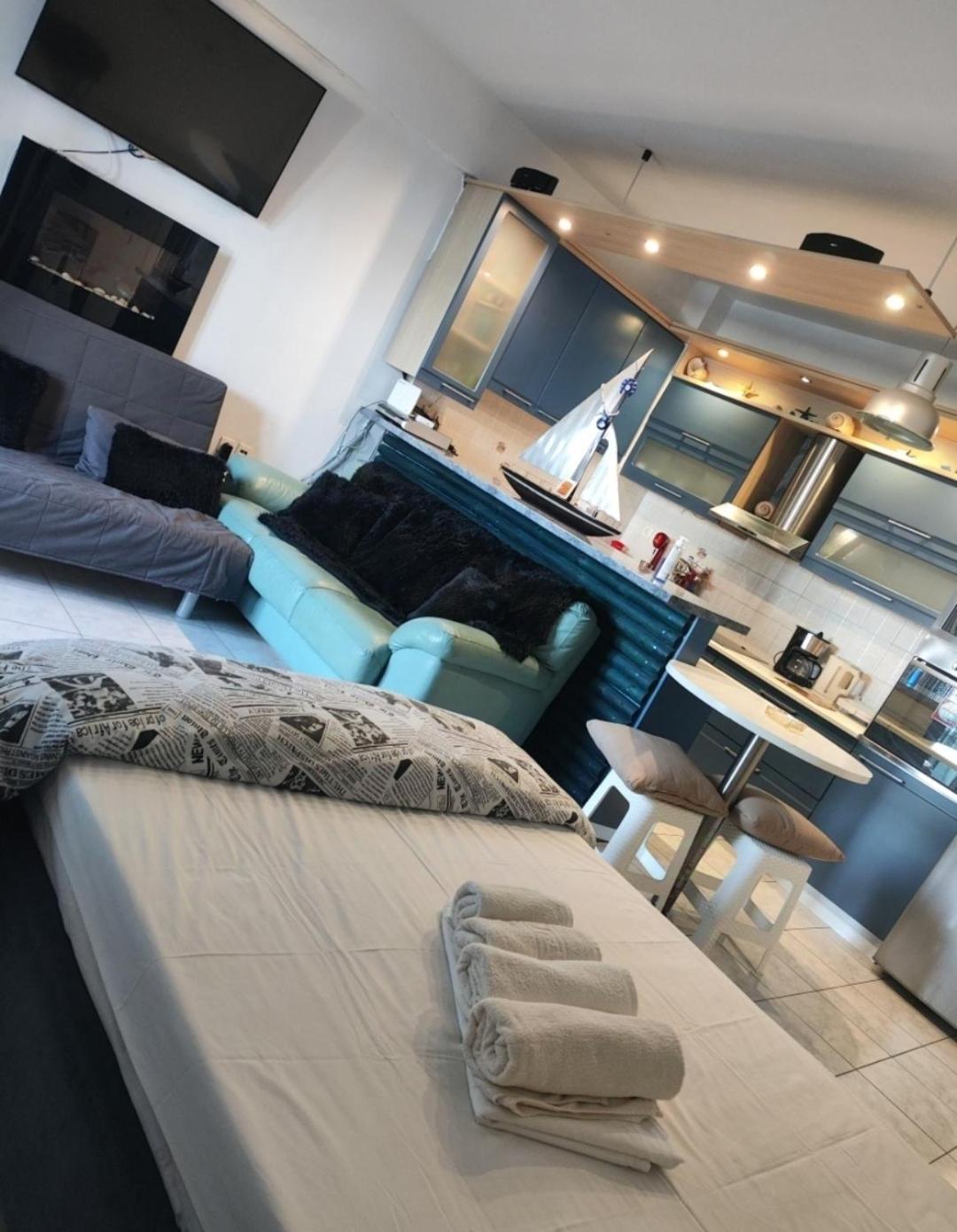 Ελένη Apartment Megalochori  Екстериор снимка