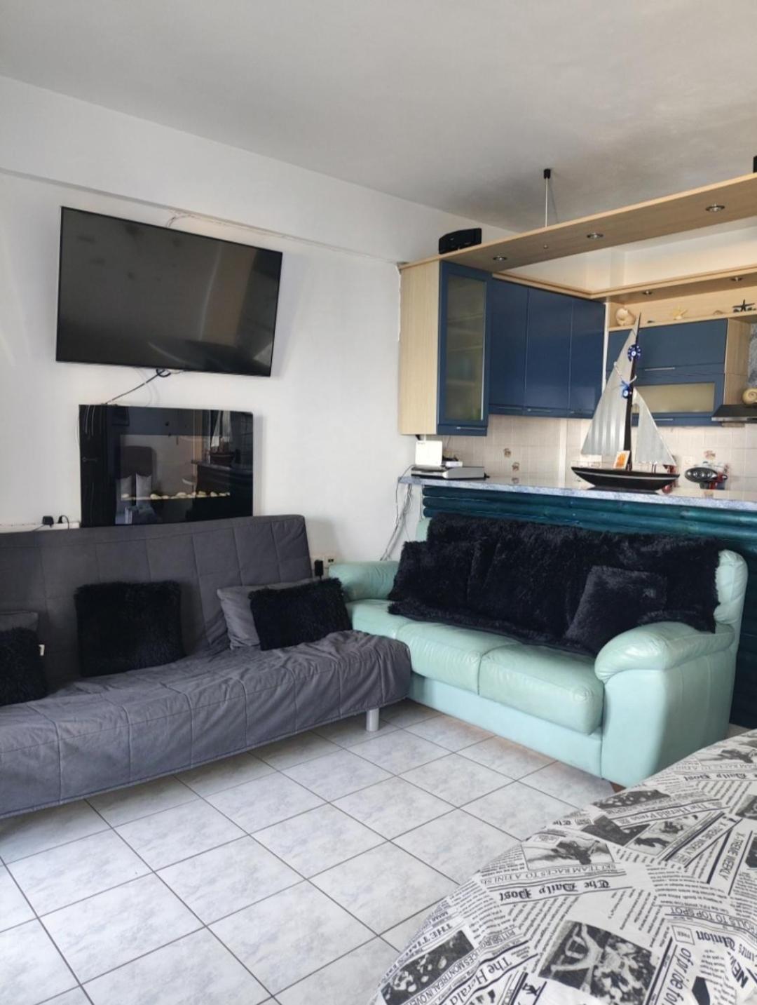 Ελένη Apartment Megalochori  Екстериор снимка